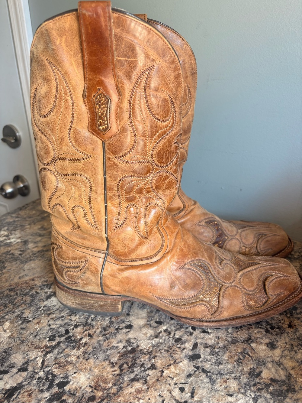 Corral Tan Leather Western Boots with Embossed Interior